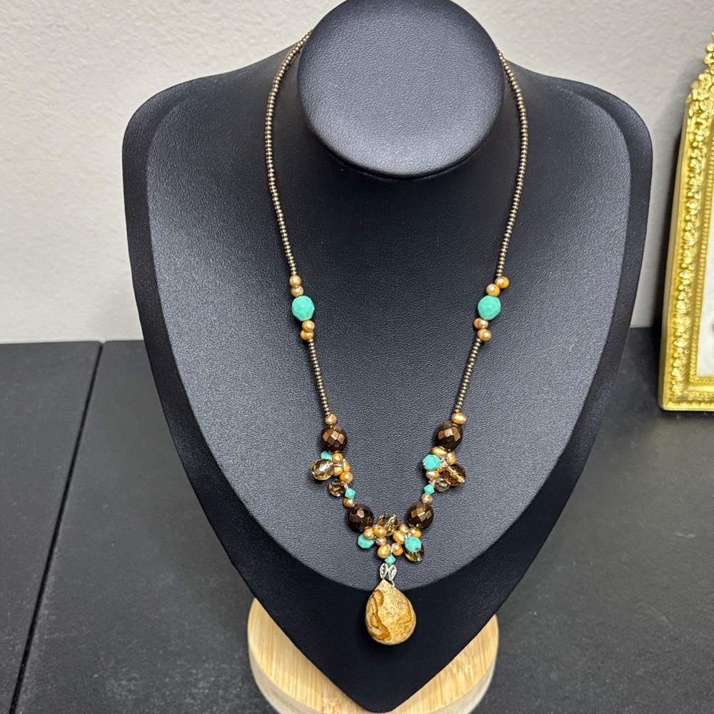 Essence Made in the USA Turquoise Beaded Southwestern Boho Necklace